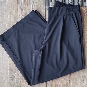 Athleta Brooklyn Wide Leg Crop Pant Women's Black Size 2